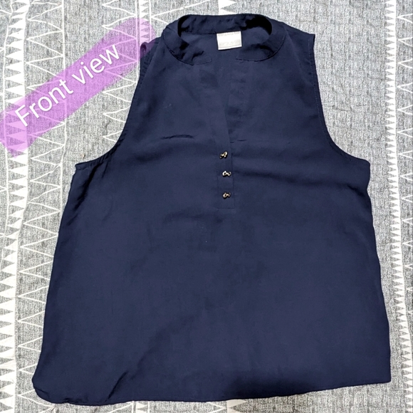 🎉 Vintage, fits like a small, tank blouse, comfy and flowy material in navy - Picture 1 of 9